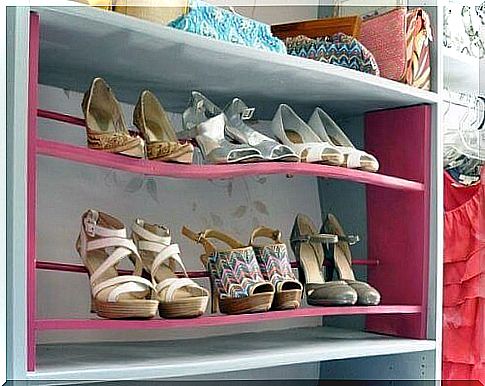 shoe rack