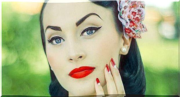 eyeliner-pinup