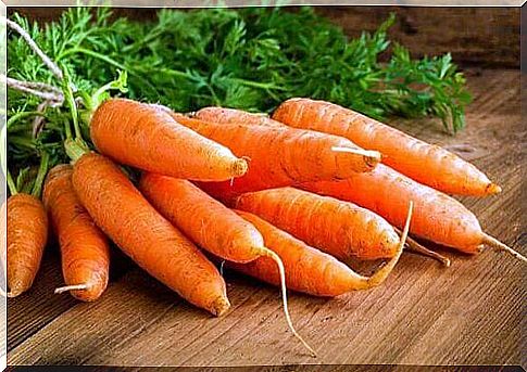 Carrot oil masks are good for the hair.