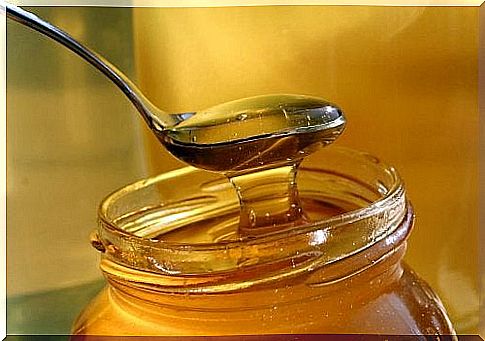 7 surprising uses for honey