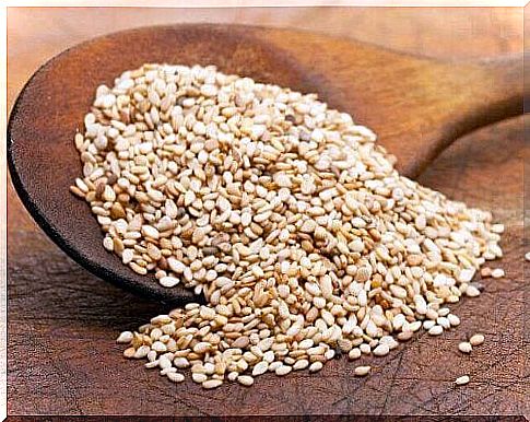 A spoonful of sesame seeds