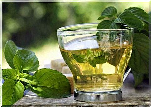 Mint tea and ovarian cancer.